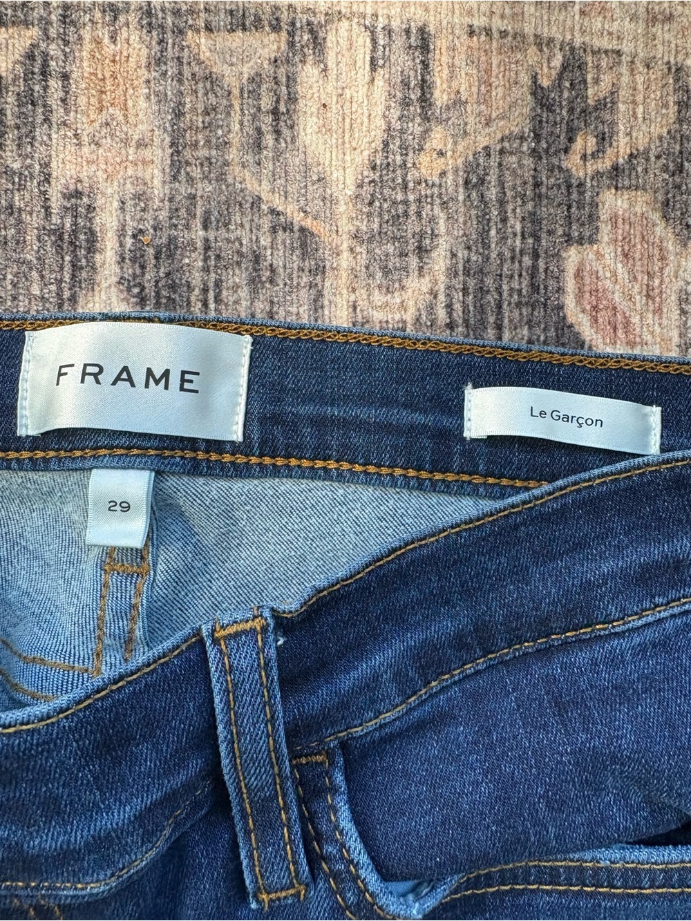 Frame Denim Women’s Straight Leg Jeans in Dark Blue - Picture 2 of 3